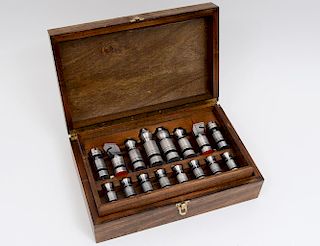 CONTEMPORARY STEEL CHESS SET