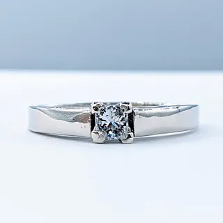 Modern Princess Cut Diamond Engagement Ring - 1/4 Carat