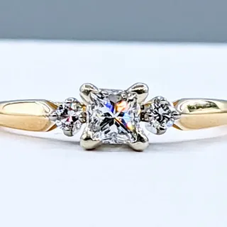 Stunning Princess Cut Diamond Engagement Ring