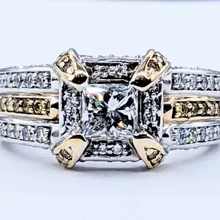 Gorgeous White & Yellow Diamond Engagement Ring