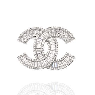 Replica Chanel CC Logo Brooch