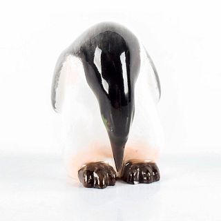 Royal Doulton Animal Figurine, Penguin K23