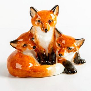 Royal Worcester Figurine, Fox Cubs 3131