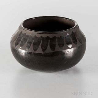 Contemporary San Ildefonso Blackware Pottery Bowl