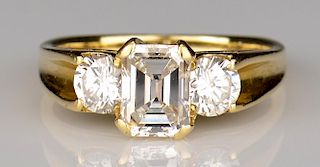 18K 3-Stone Diamond Ring