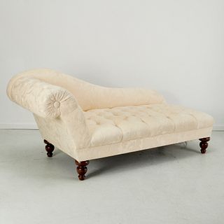 Victorian style button tufted recamier