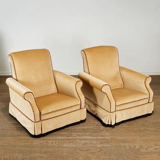 Juan Pablo Molyeneux, (2) home theater club chairs