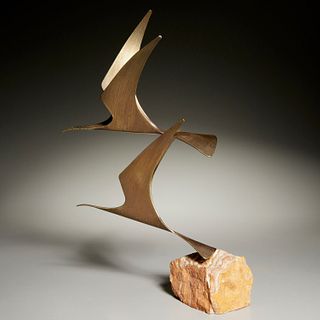 Curtis Jere bird sculpture