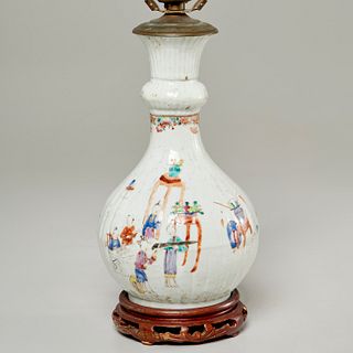 Chinese famille rose porcelain bottle vase lamp