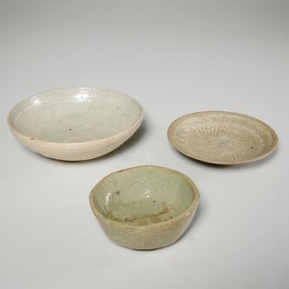 (3) Early Korean celadon bowls and dish
