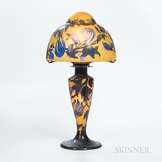 Cameo Art Glass Table Lamp
