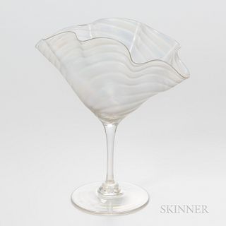 Steuben Verre de Soie Glass Fan Vase