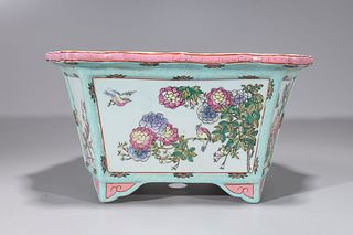 Chinese Enameled Porcelain Famille Rose Planter