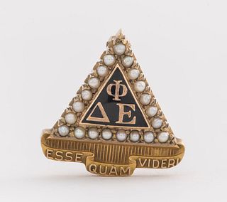 10K Phi Delta Epsilon Pearl Enamel Fraternity Pin