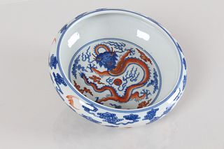 A Chinese Dragon-decorating Blue and White Fortune Porcelain Plate