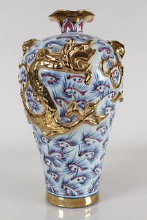 A Chinese Duo-handled Dragon-decorating Plated Porcelain Vase 
