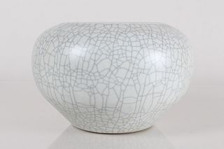 A Chinese Circular Crackglaze Porcelain Fortune Vase 