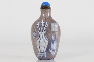 Chinese Dragon-decorating Fortune Snuff Bottle 
