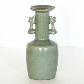 Chinese Celadon Crackle Glazed Porcelain Mallet Vase