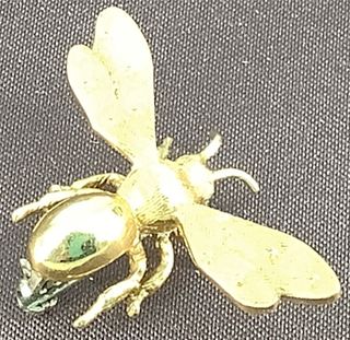 18kt Yellow Gold Bee Pin
