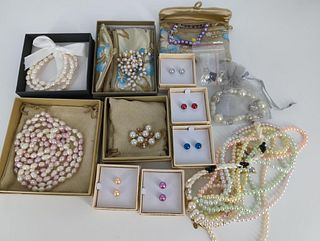 Pearl & Faux Pearl Accessories