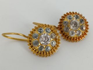 22kt Gold and Sapphire Earrings