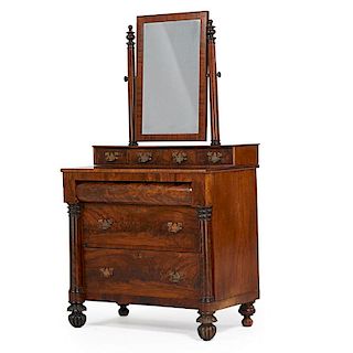 CLASSICAL MAHOGANY CHEST OF DRAWERS