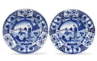 Pair of Chinese Export B & W Plate, KangXi Period