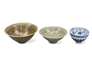 3 Chinese Yaozhou Celadon & Blue & White Bowl