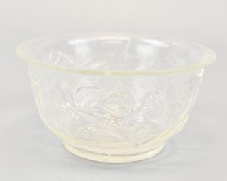 Chinese Rock Crystal Floral Incised Bowl, Qing D.
