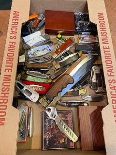 Lot of Assorted Folding Knives