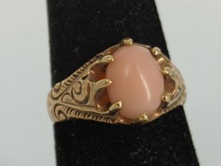 Antique 10kt Gold and Coral Ring