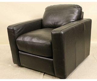 GRAY LEATHER CLUB CHAIR