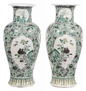 Pair Famille Verte Baluster-Form Vases
