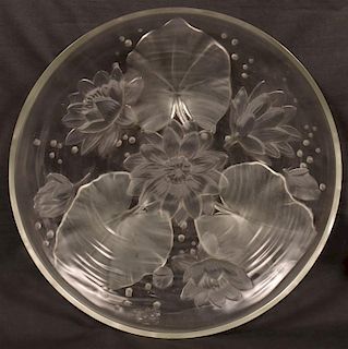 Verlye Frosted Glass Water Lily Center Bowl