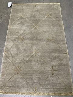 CONTEMPORARY HAND KNOTTED GREEN RUG