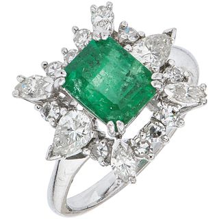 RING WITH EMERALD AND DIAMONDS IN PALLADIUM SILVER 1 Octagonal cut emerald ~1.30 ct, Pear, marquise and brillant cut diamonds | ANILLO CON ESMERALDA Y