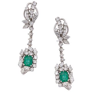 PAIR OF EARRINGS WITH EMERALDS AND DIAMONDS IN PALLADIUM SILVER Octagonal cut emeralds ~1.60ct, Marquise and brilliant cut diamonds | PAR DE ARETES CO