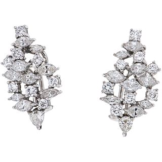 PAIR OF EARRINGS WITH DIAMONDS IN PALLADIUM SILVER Marquise cut diamonds ~1.50 ct, Brilliant and fantasy cut diamonds ~1.10 ct | PAR DE ARETES CON DIA