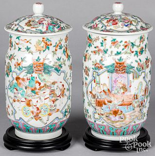 Pair of Chinese porcelain covered urns, 20th c.