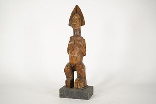 Unusual Hand Carved African Statue 16.5" on Base
