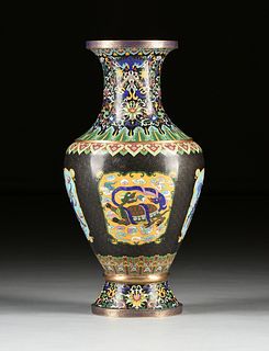 A CHINESE BLACK GROUND CLOISONNÉ VASE, MYTHICAL BEASTS, 20TH CENTURY,