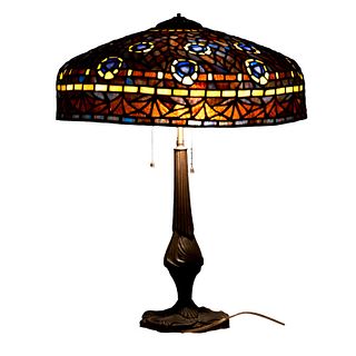 Tiffany Style Table Lamp with leaded glass shade