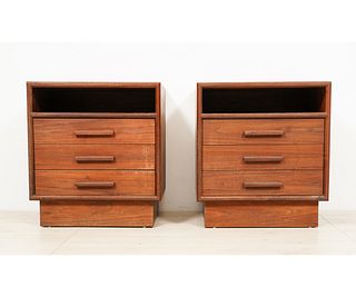 PAIR OF MID-CENTURY MODERN CABINETS