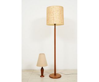 MID-CENTURY MODERN TEAK FLOOR LAMP