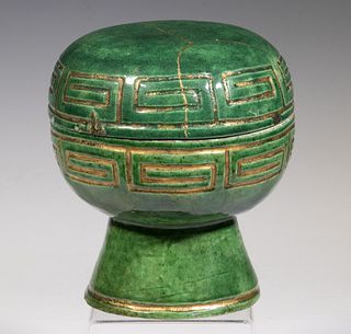UNUSUAL CHINESE QING EMERALD GREEN GLAZED COVERED CHALICE WITH KINTSUGI GOLD REPAIR, SIGNED