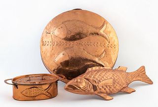 3 PCS FISH MOTIF COPPER COOKWARE & HANGING OBJECTS