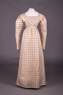 SILK DAY DRESS, LATE 1820s