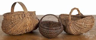 Three splint gathering baskets, 19th c., tallest - 7''.