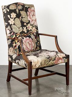 Federal style mahogany lolling chair.